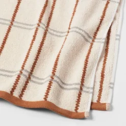 Modern Plaid Towel - Threshold™ -WarmWhisper Store GUEST 135d8423 ff0b 411a 9f91 ae573c348641